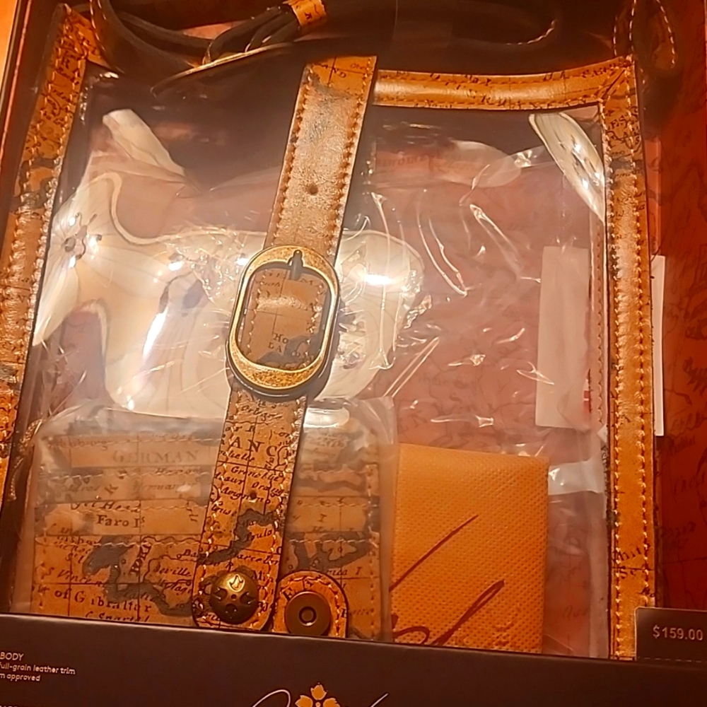 Patricia Nash Brown Leather Item